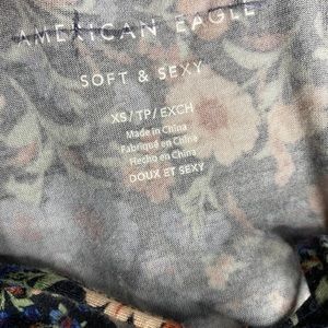 Long sleeve floral top